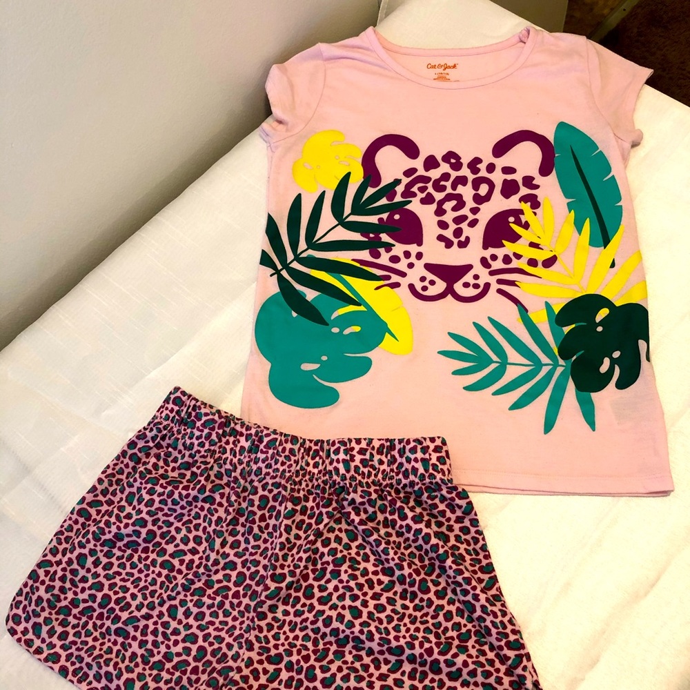 Girls leopard print pj’s (shorts) L (10-12)